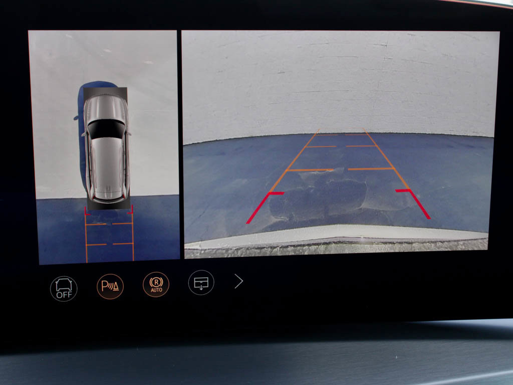 New 2026 Cadillac Vistiq Luxury w/ LPO, Floor Liner Package image 20