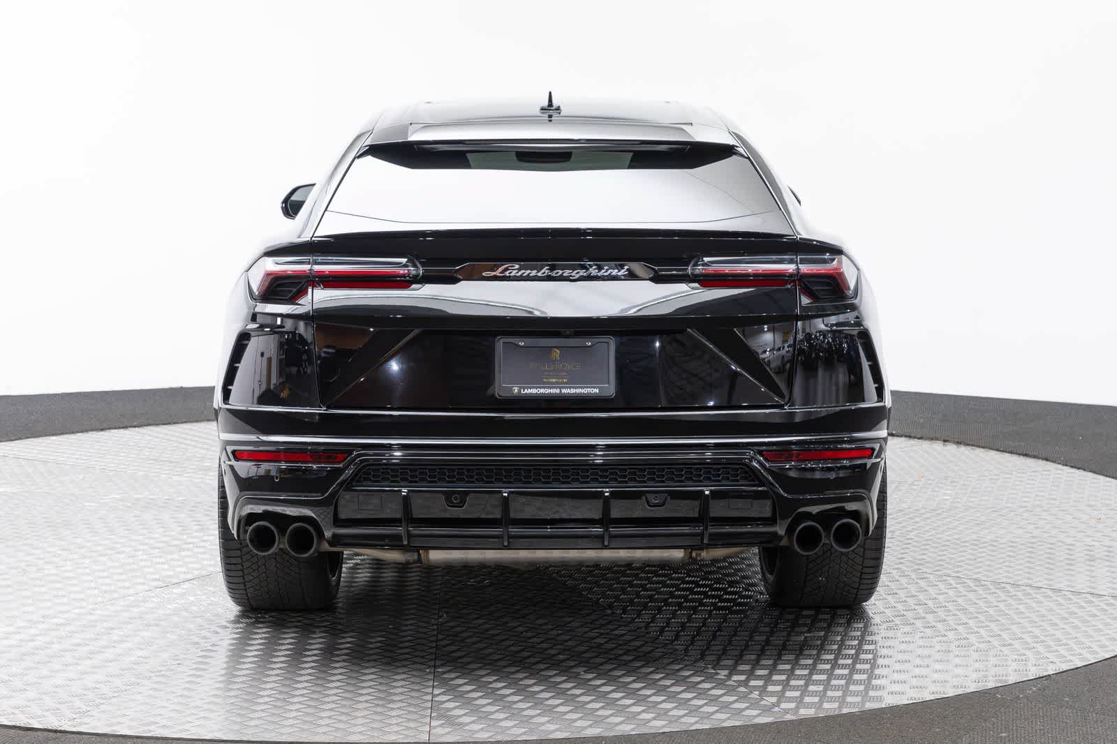 Used 2022 Lamborghini Urus AWD/4WD image 5
