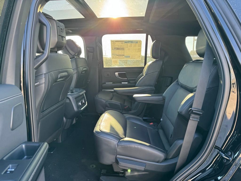 New 2026 Ford Expedition Platinum w/ Stealth Performance Package image 26