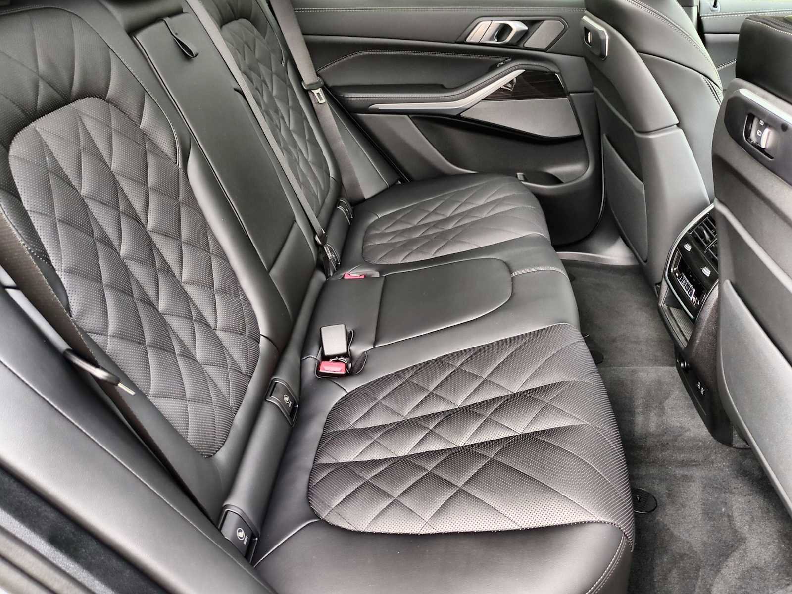 New 2026 BMW X5 xDrive40i w/ M Sport Package image 21