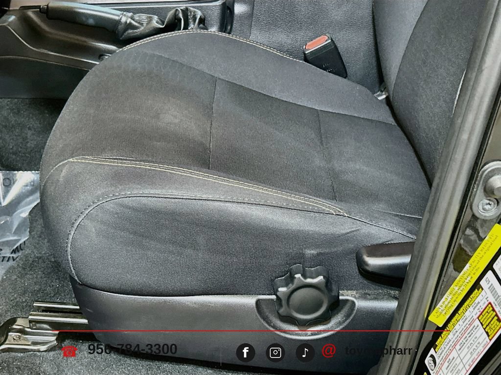 Used 2019 Toyota Tacoma SR5 RWD image 17