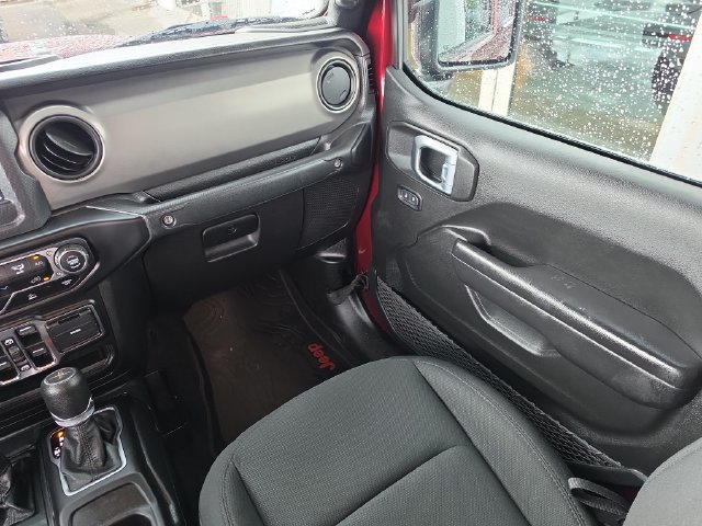 Used 2021 Jeep Gladiator Sport AWD/4WD image 14