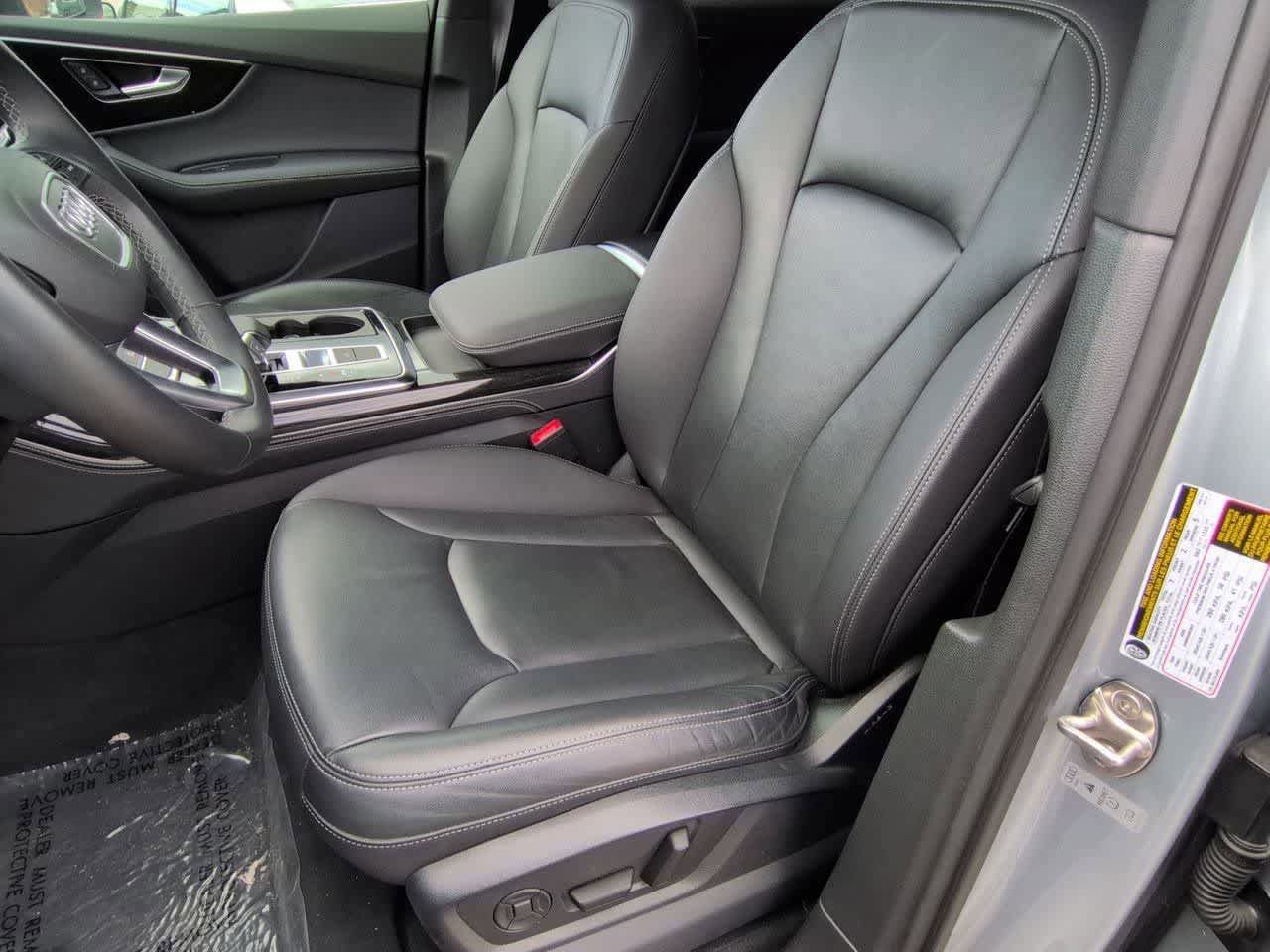 Used 2025 Audi Q7 3.0T Premium Plus AWD/4WD image 16