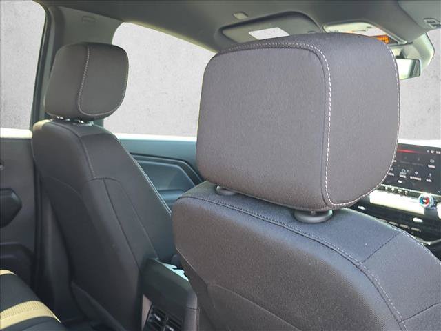 Used 2025 GMC Canyon Elevation RWD image 24