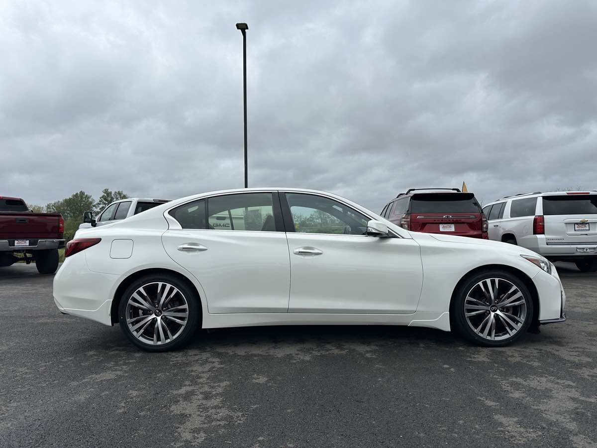 Used 2021 INFINITI Q50 Sensory w/ All Weather Package AWD/4WD image 9