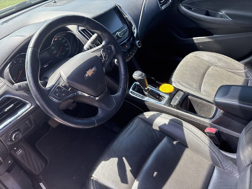 Used 2017 Chevrolet Cruze Premier w/ RS Package image 9