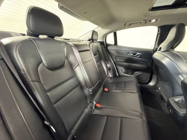 Used 2019 Volvo S60 T6 Momentum w/ Multimedia Package AWD/4WD image 30