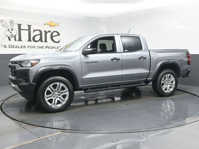 Used 2024 Chevrolet Colorado Trail Boss w/ LPO, Dark Essentials Package AWD/4WD image 30