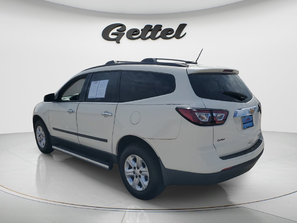 Used 2013 Chevrolet Traverse LS w/ LPO, 'HIT The Road' Package FWD image 7