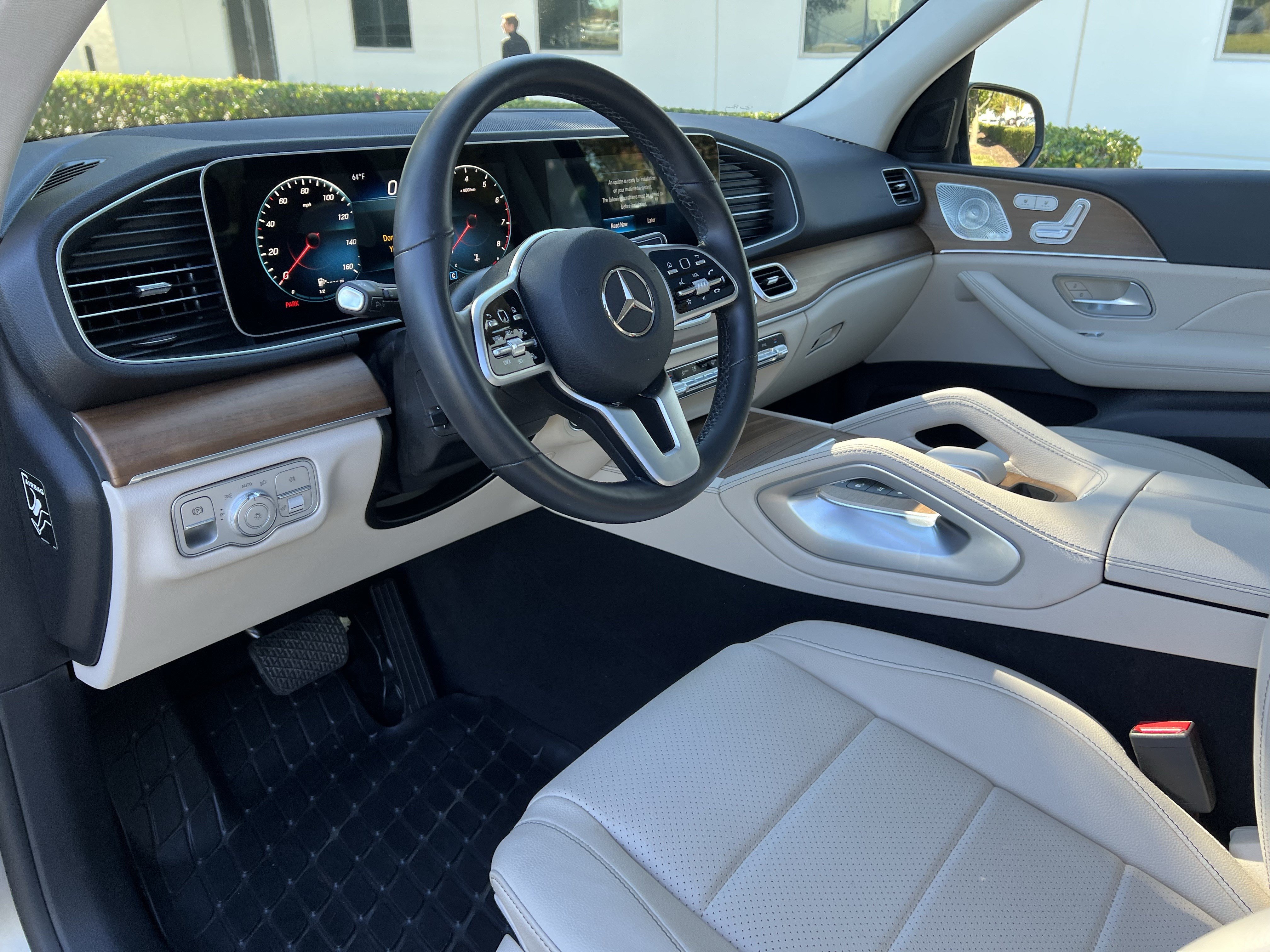 Used 2022 Mercedes-Benz GLE 350 4MATIC image 17