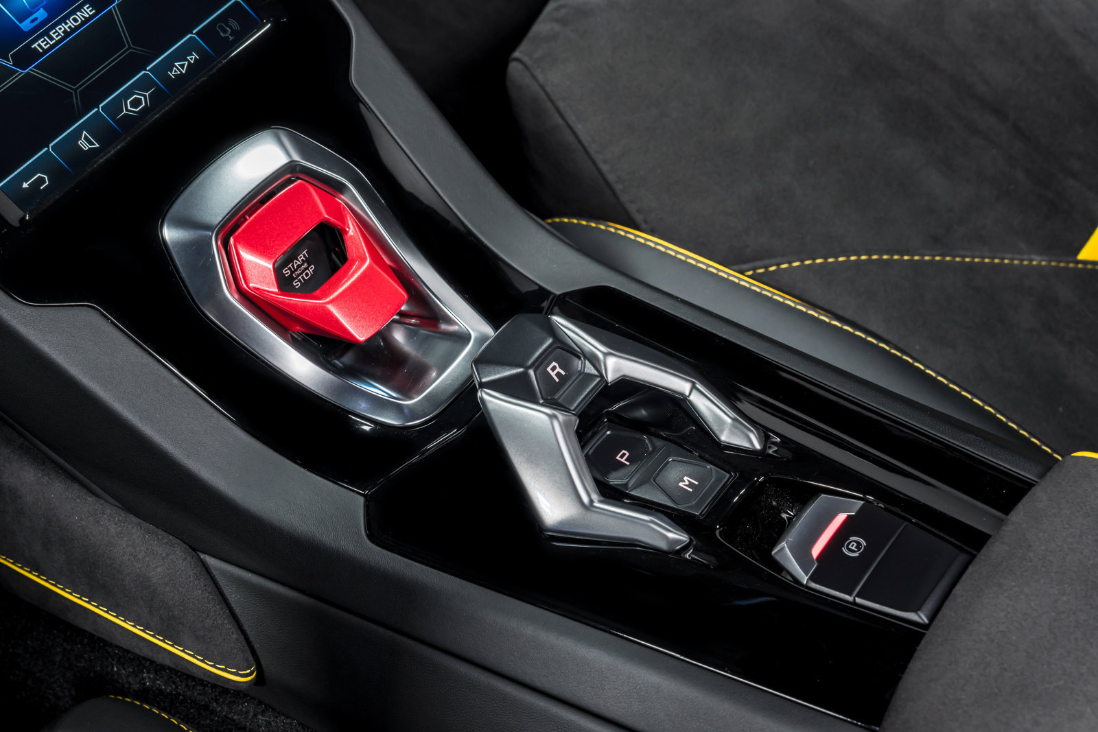 Used 2021 Lamborghini Huracan EVO RWD image 28