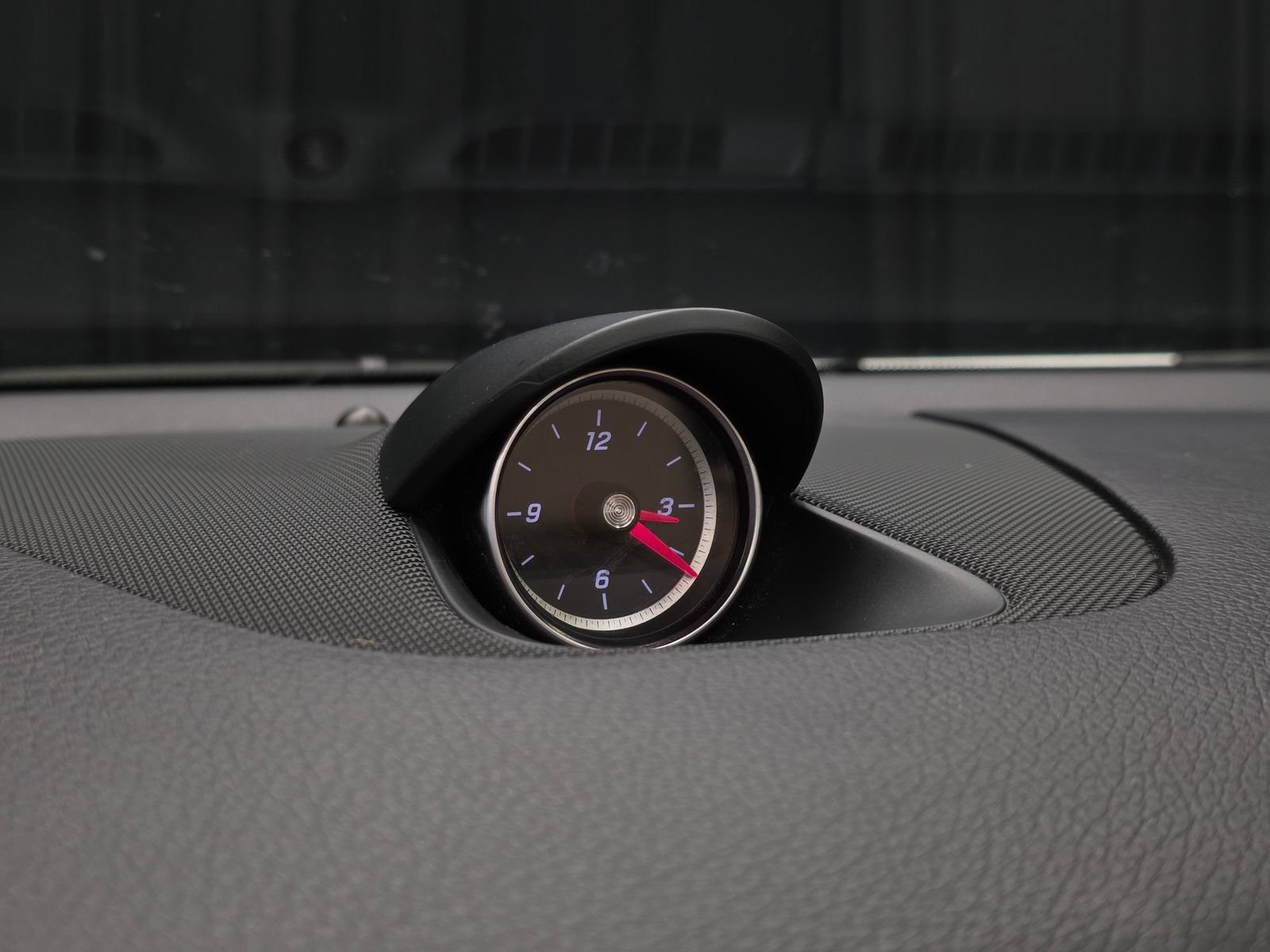 Used 2019 Mercedes-Benz SLC 300 image 27