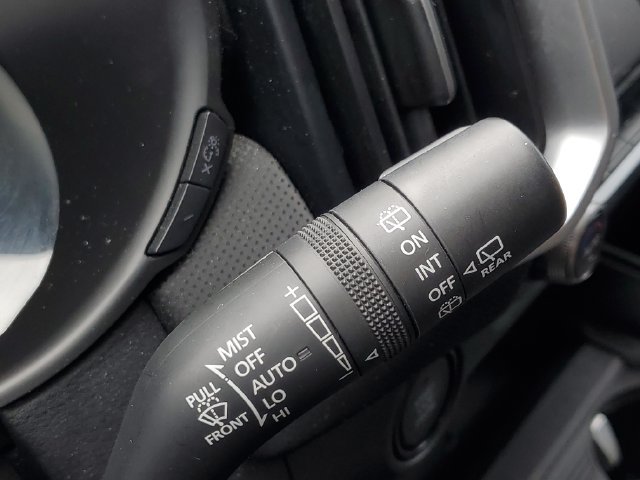 Used 2025 MAZDA CX-50 AWD 2.5 S w/ Preferred Package image 11