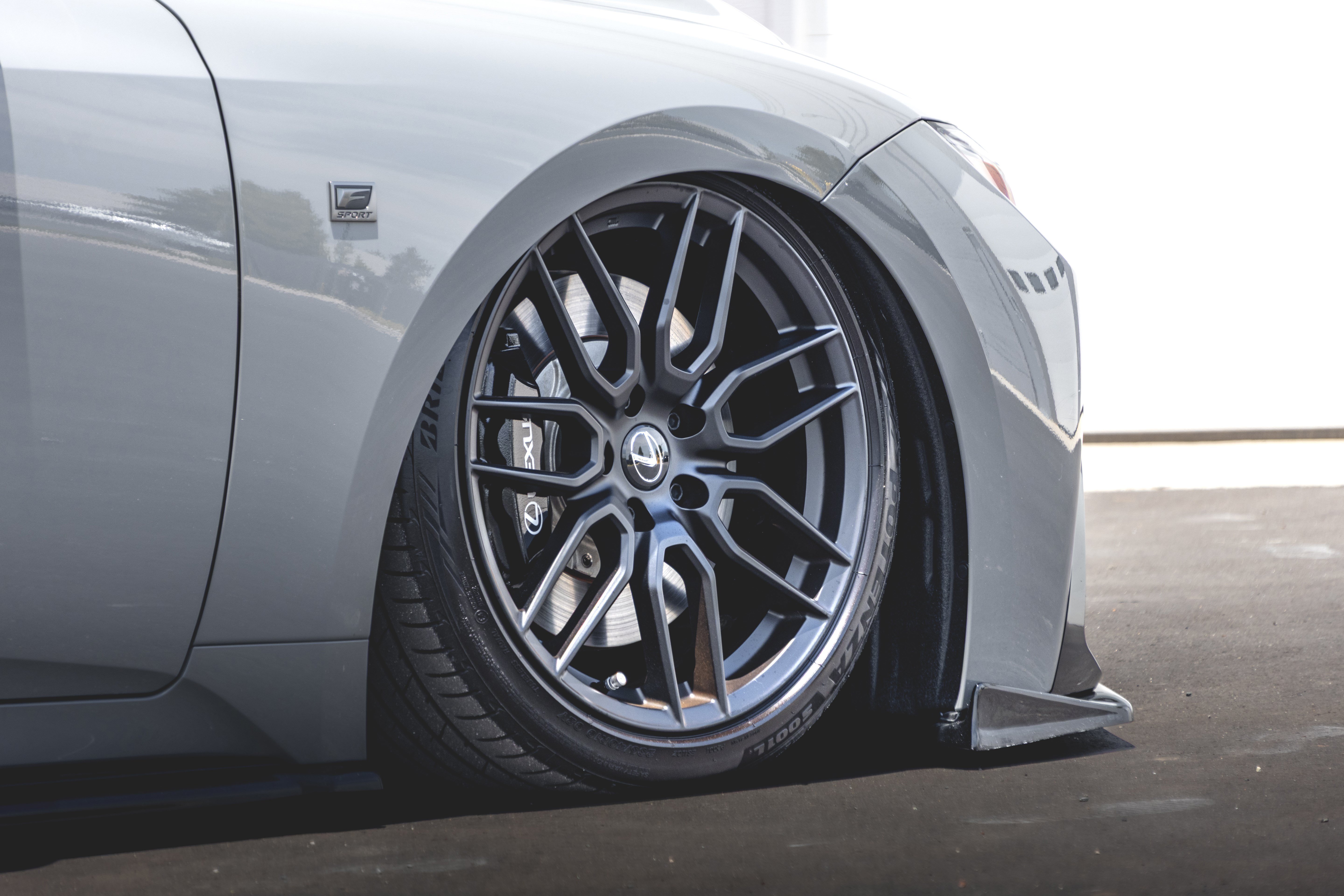 Used 2024 Lexus IS 500 RWD image 11