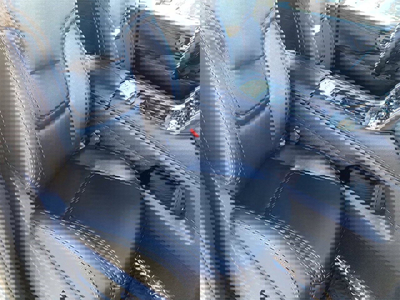 New 2026 Nissan Armada SV image 5