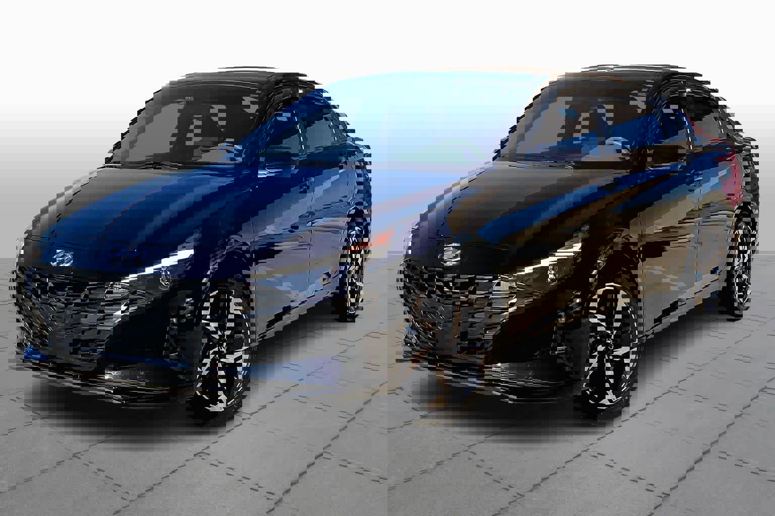 Used 2023 Hyundai Elantra SEL w/ Convenience Package image 1