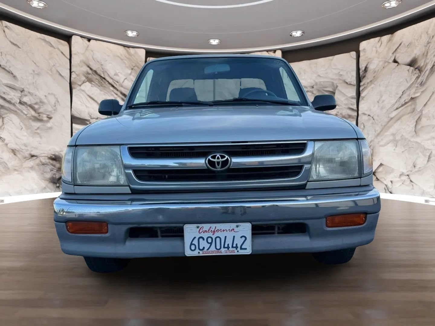 Used 2000 Toyota Tacoma 2WD Xtracab image 2