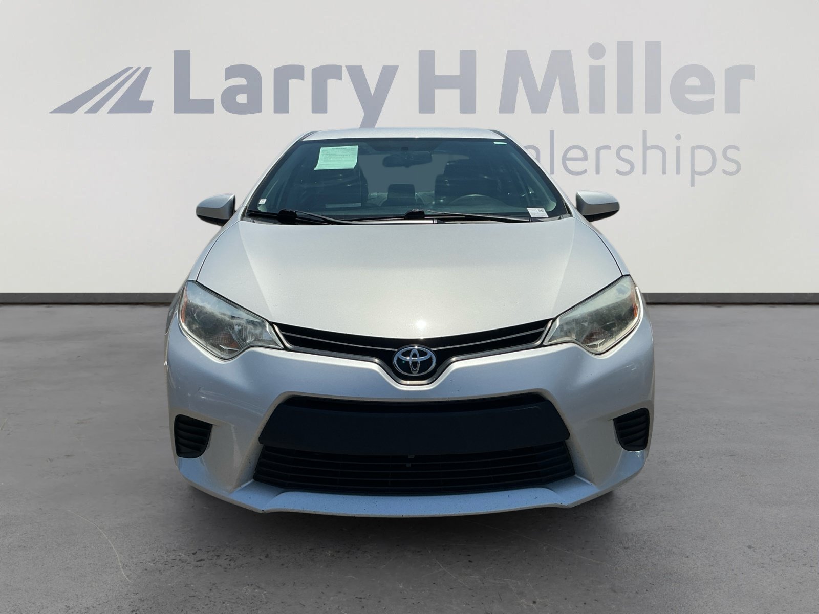Used 2014 Toyota Corolla LE FWD image 8
