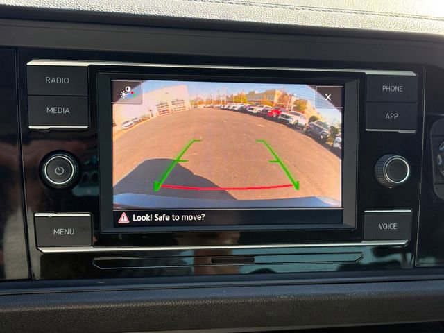 Used 2022 Volkswagen Jetta SE image 11