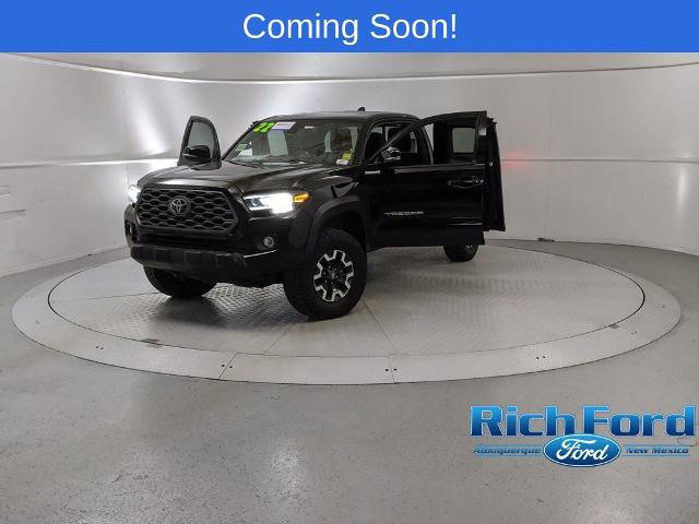 Used 2022 Toyota Tacoma TRD Off-Road image 12