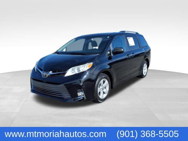 Used 2018 Toyota Sienna XLE