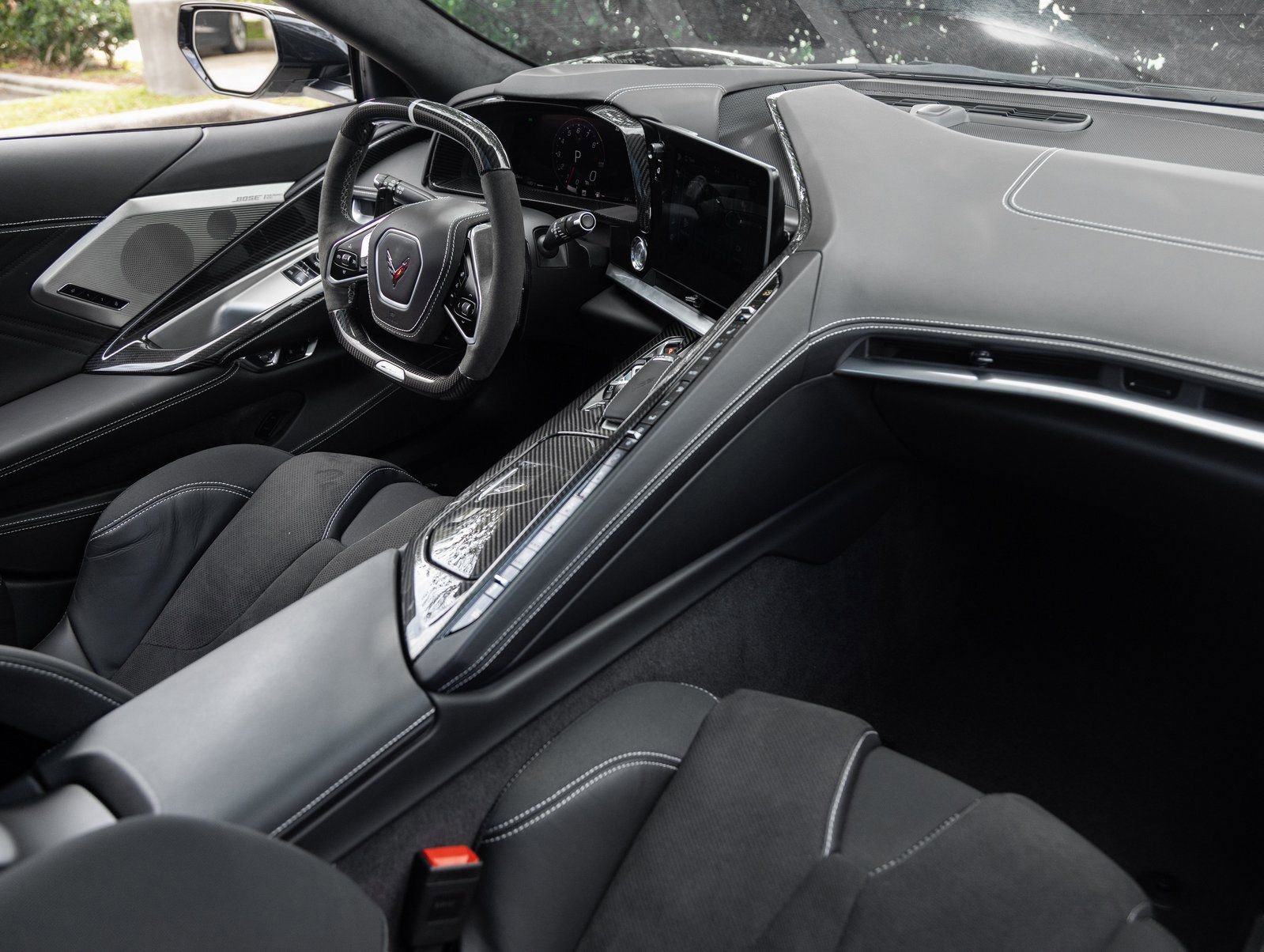 Used 2024 Chevrolet Corvette Z06 w/ Z07 Performance Package image 12