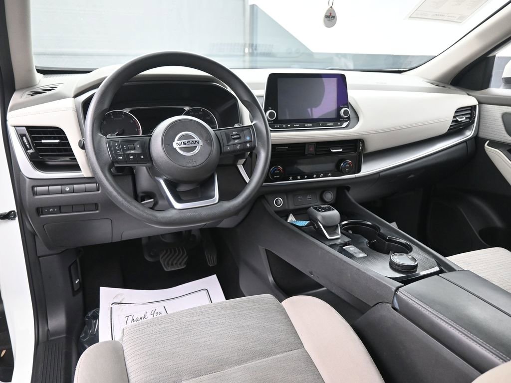 Used 2021 Nissan Rogue SV image 23