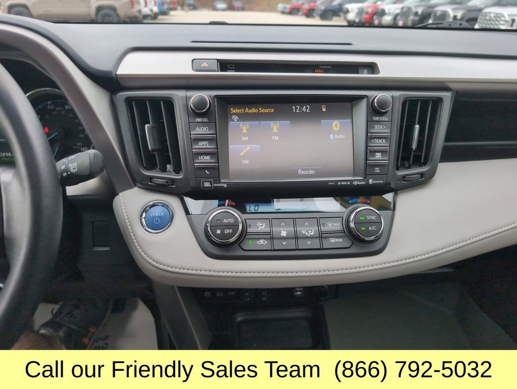 Used 2016 Toyota RAV4 Limited w/ Advanced Technology Package image 20