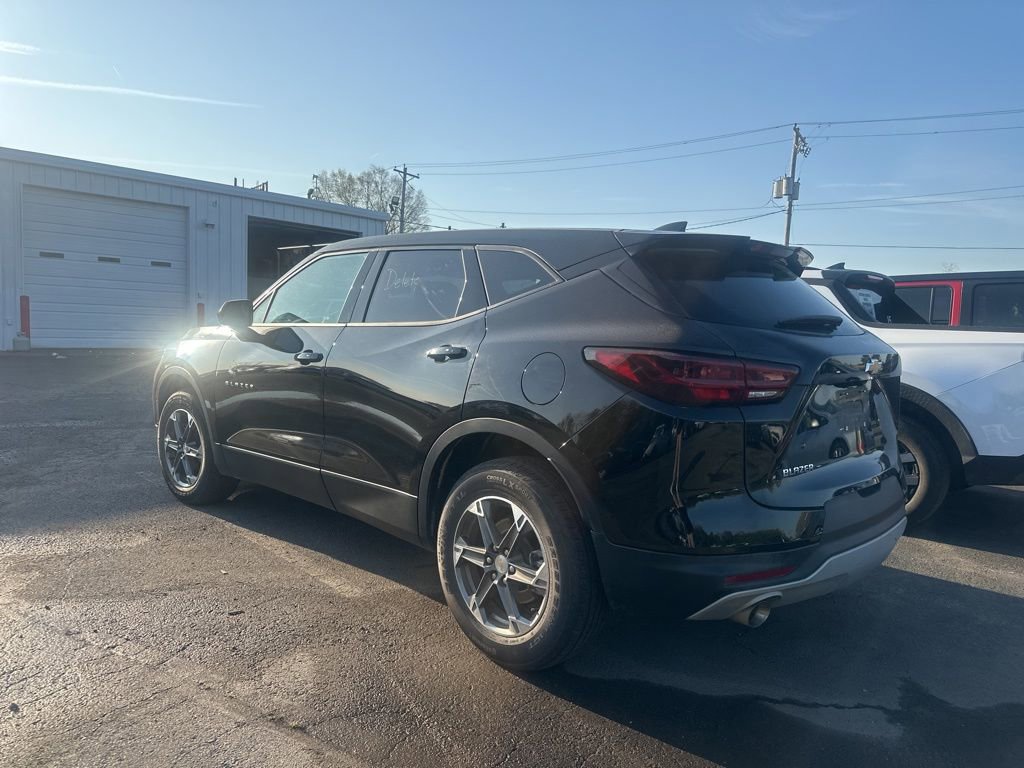 Used 2025 Chevrolet Blazer LT image 5