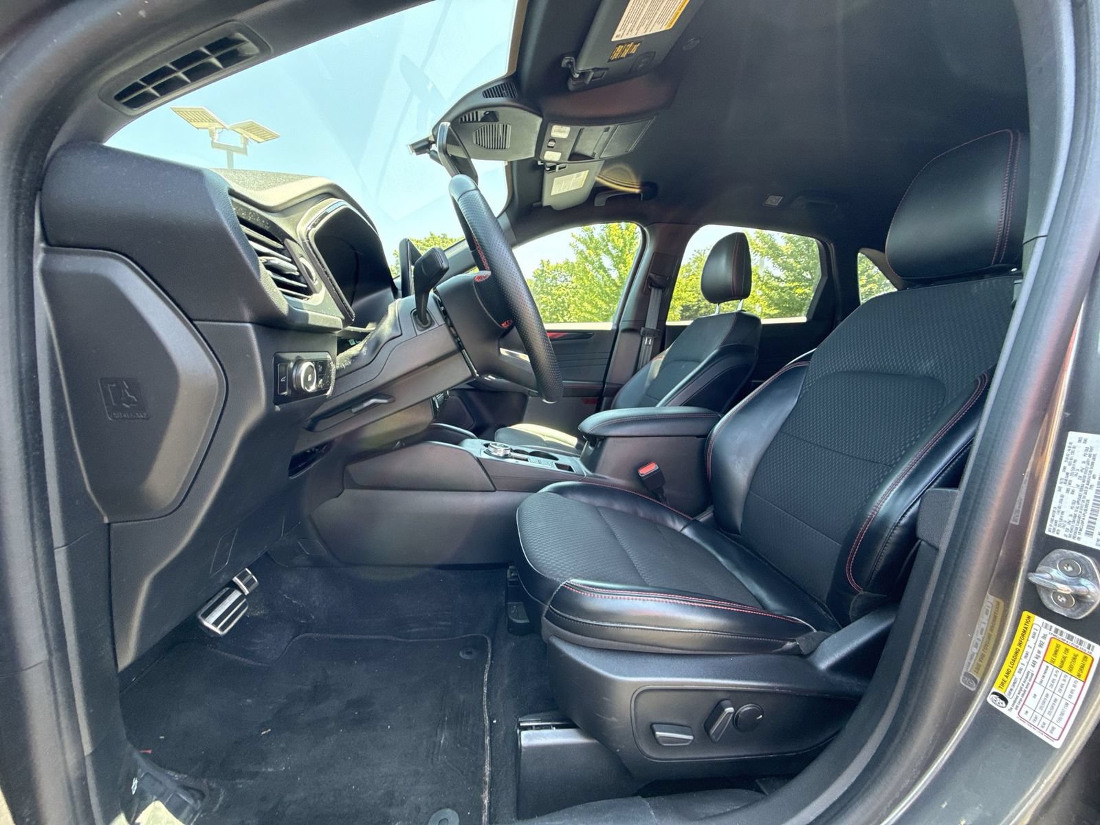 Used 2023 Ford Escape ST-Line Elite AWD/4WD image 12