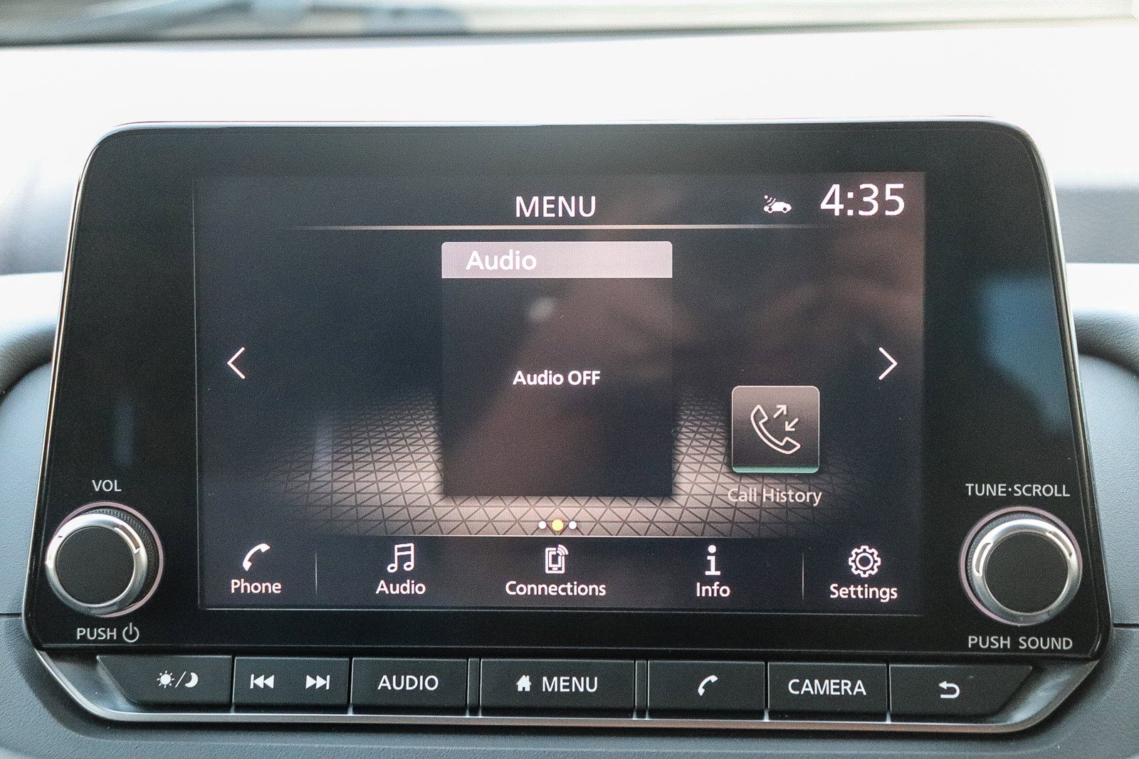 Used 2023 Nissan Rogue SV image 15