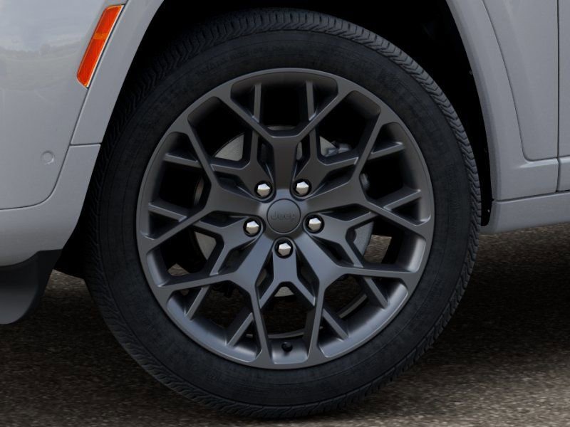 New 2026 Jeep Grand Cherokee L Summit w/ Obsidian Package image 8