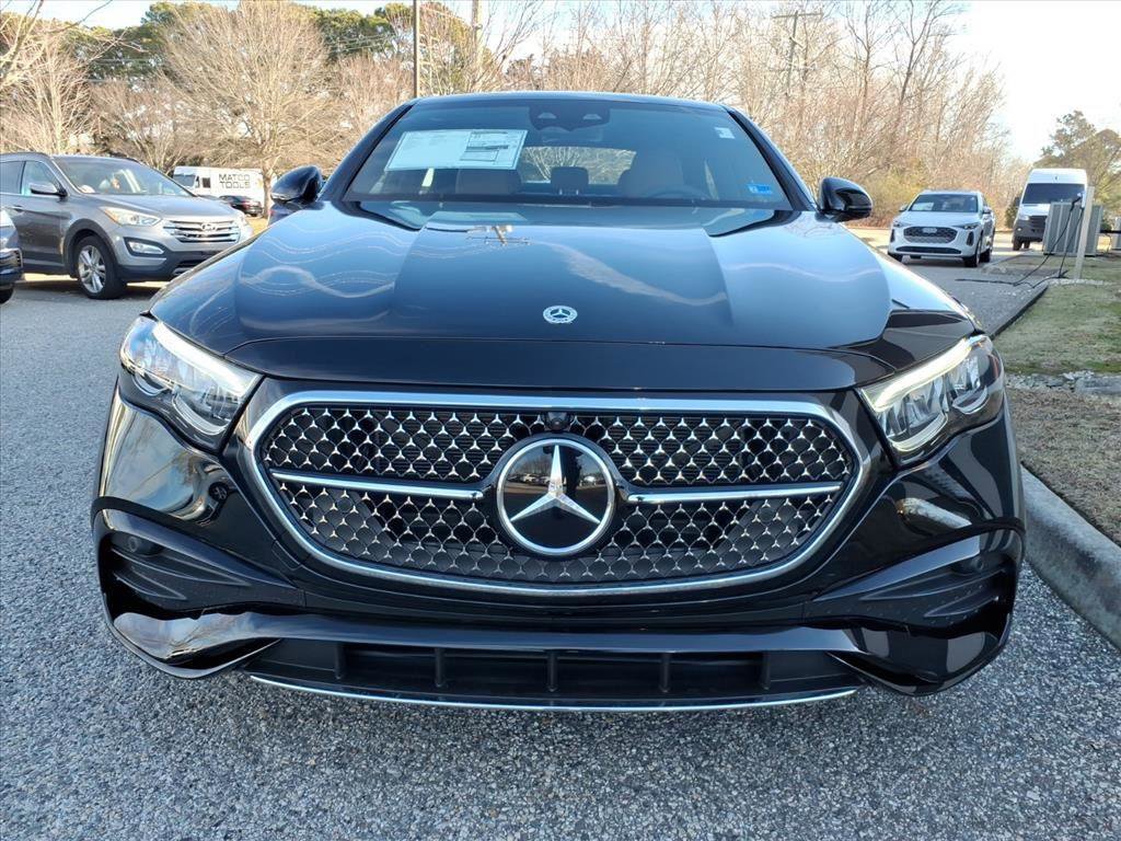 New 2026 Mercedes-Benz E 350 4MATIC Sedan image 2