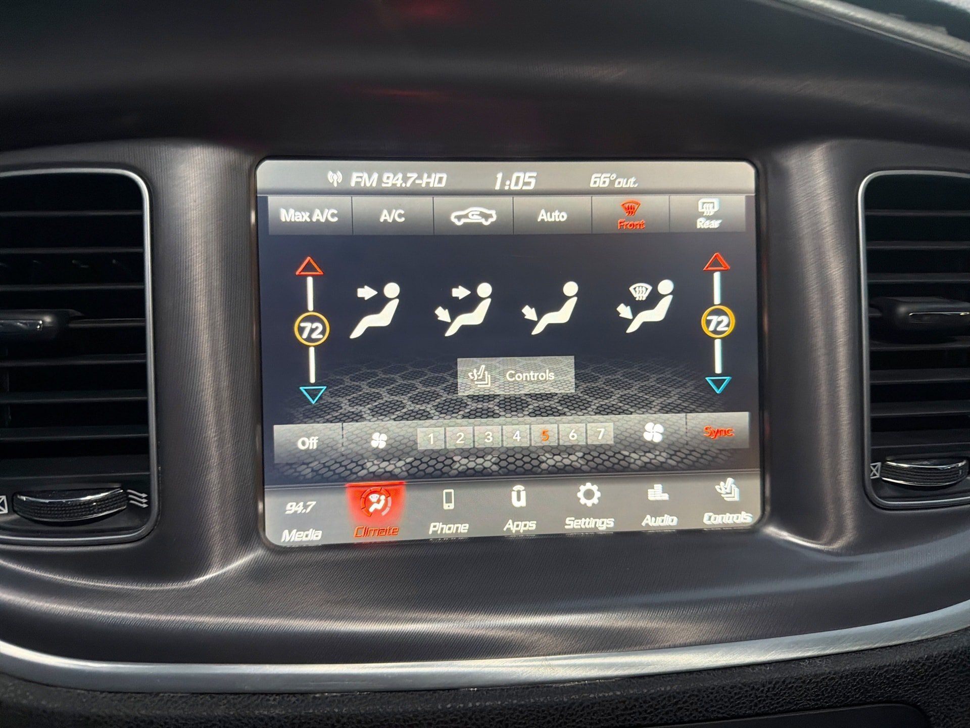 Used 2020 Dodge Charger Scat Pack RWD image 16