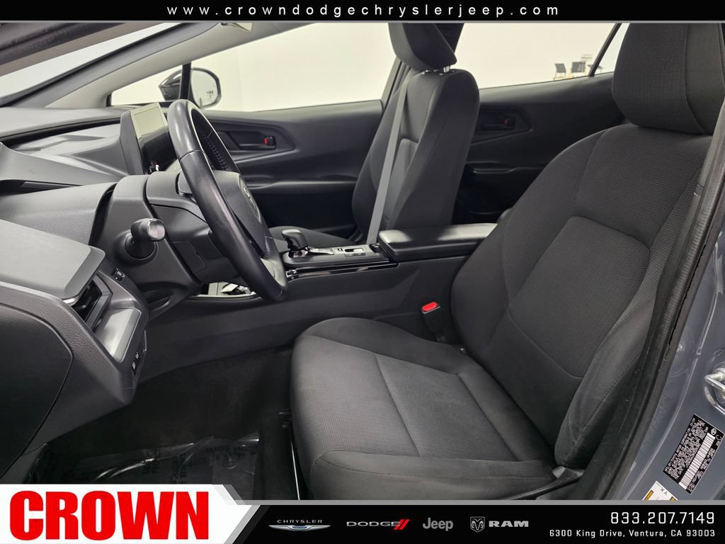Used 2024 Toyota Prius LE FWD image 19