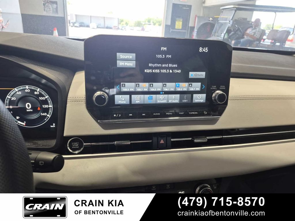 Used 2023 Mitsubishi Outlander SEL AWD/4WD image 7
