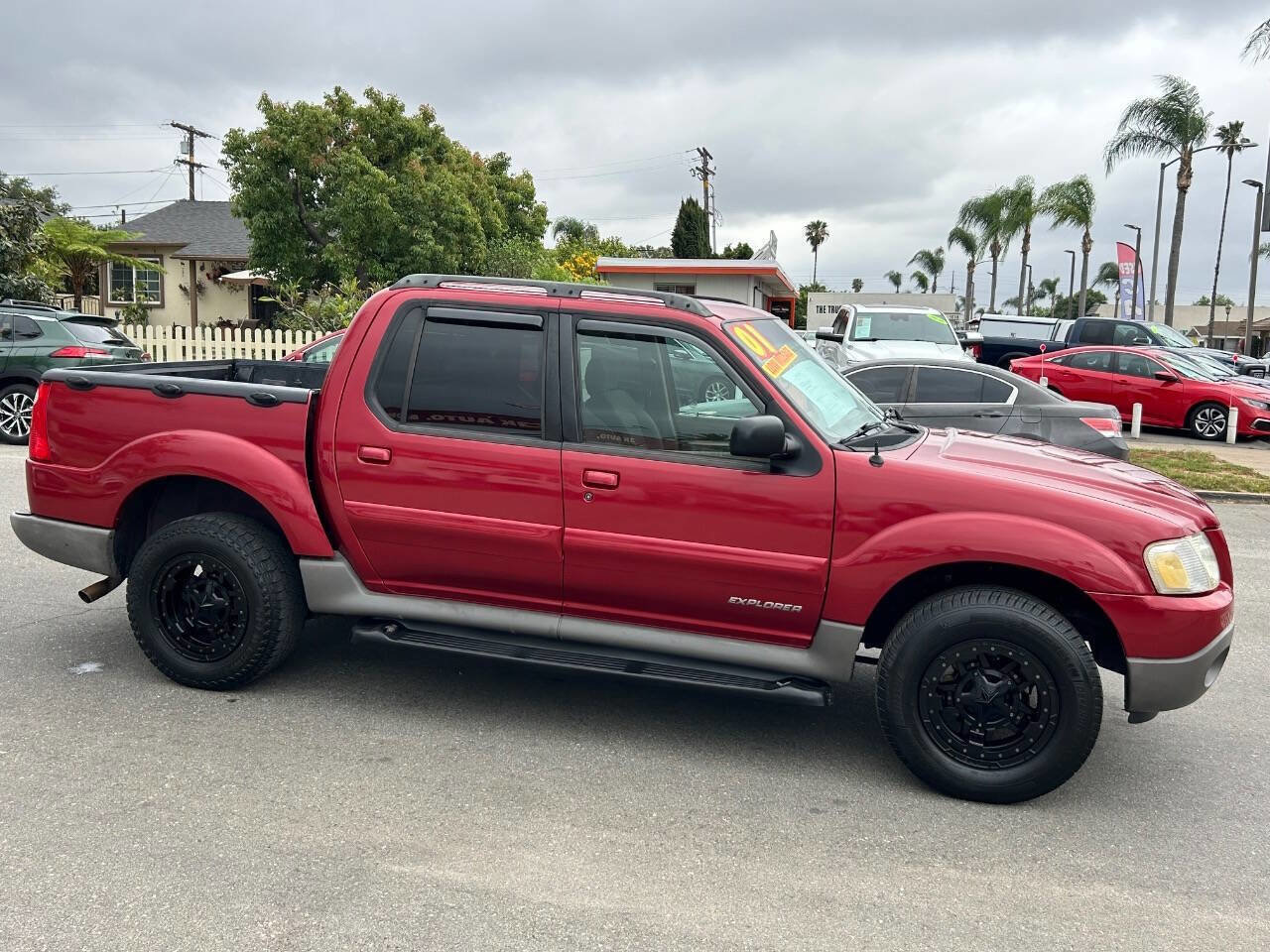 Used 2001 Ford Explorer Sport Trac 2WD image 4