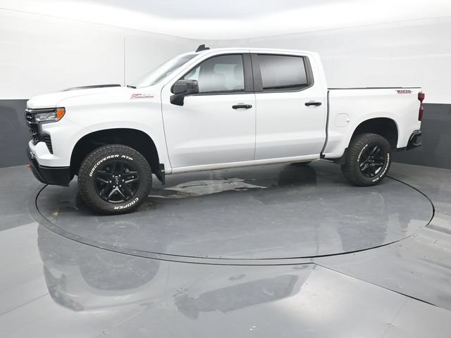 Used 2023 Chevrolet Silverado 1500 LT Trail Boss w/ Protection Package AWD/4WD image 2