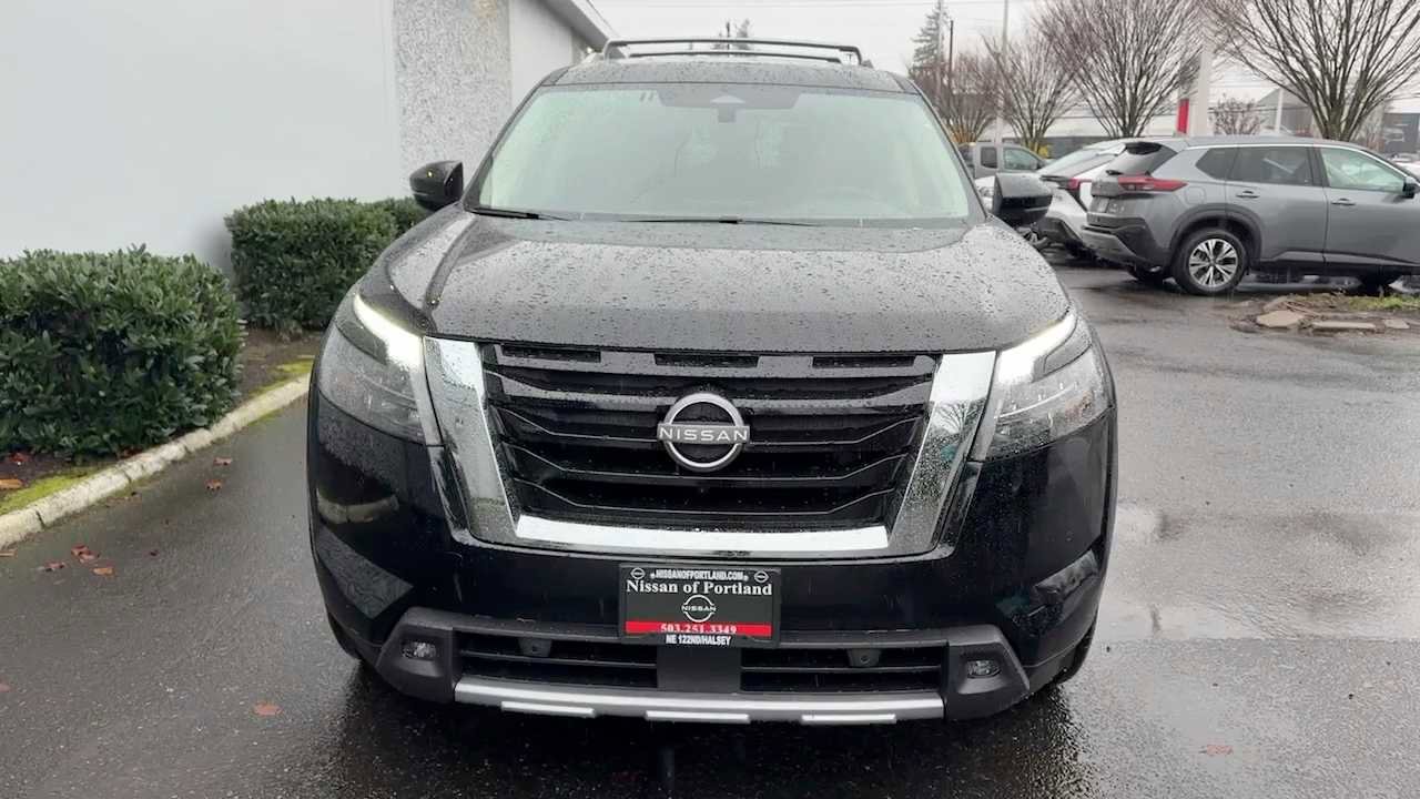 New 2025 Nissan Pathfinder Platinum w/ Cargo Package image 4