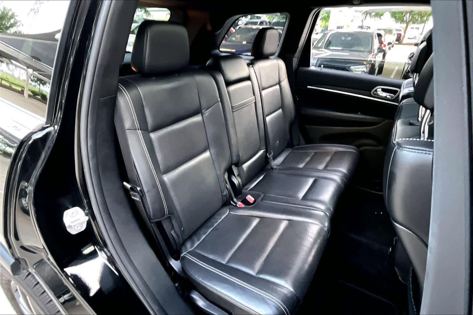 Used 2017 Jeep Grand Cherokee Limited w/ Luxury Group II RWD image 20