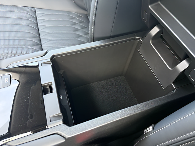 New 2026 Mitsubishi Outlander SEL FWD image 21