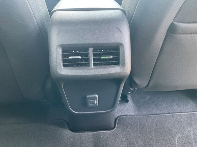 Used 2023 Chevrolet Equinox LS w/ Midnight Edition image 11