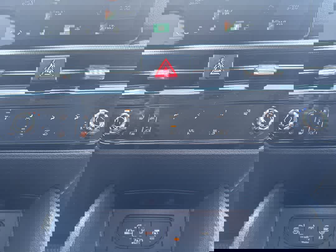 New 2026 Kia Sportage LX image 18