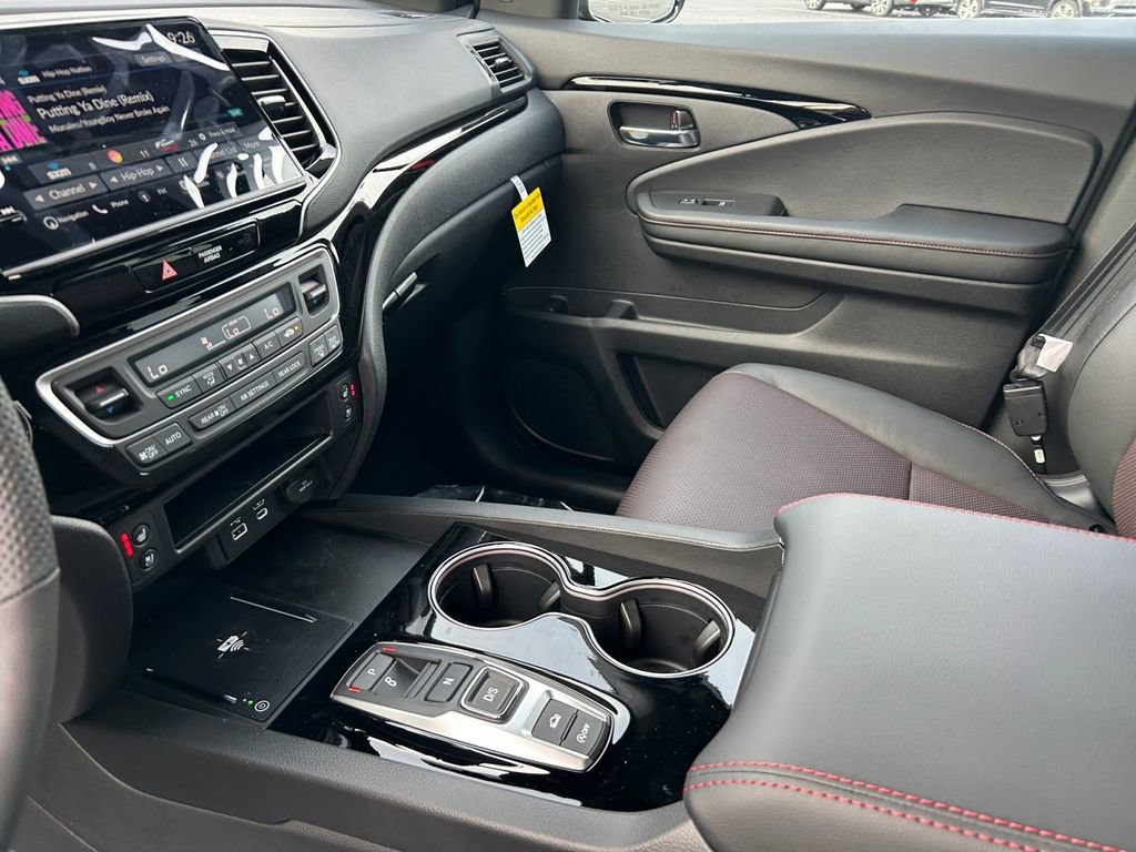 New 2026 Honda Ridgeline Black Edition image 11