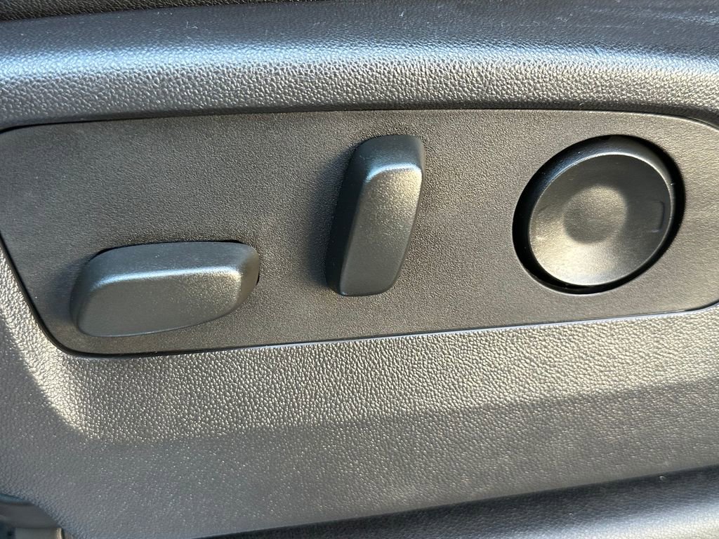 Used 2024 GMC Sierra 1500 SLT w/ SLT Premium Plus Package image 24