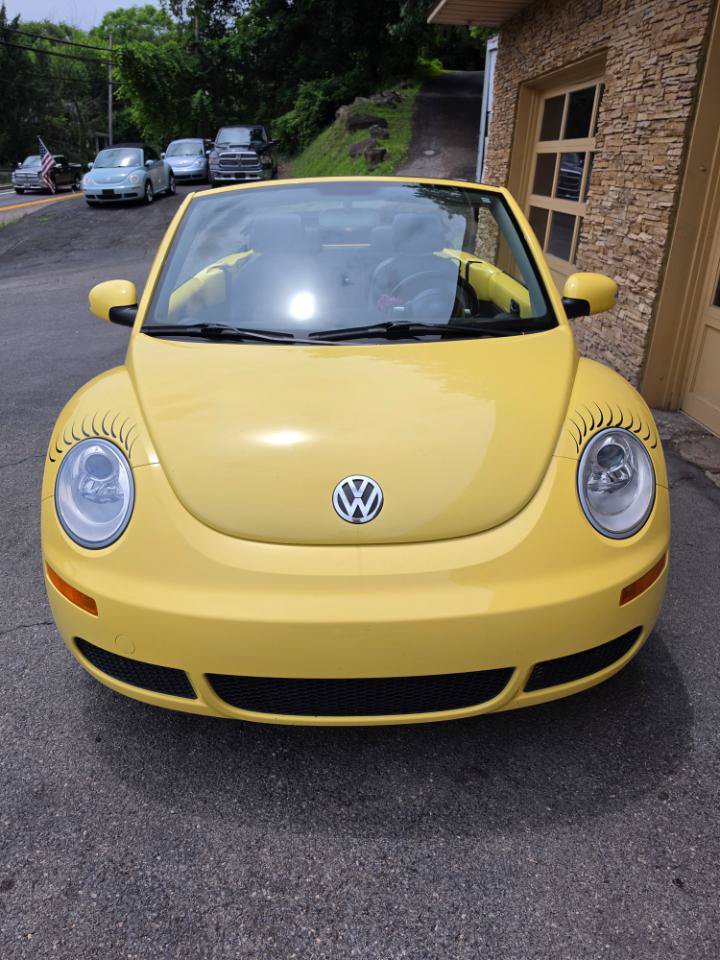 Used 2008 Volkswagen Beetle SE FWD image 44