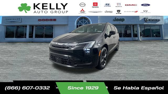 New 2027 Chrysler Pacifica Limited w/ S Appearance Package AWD/4WD image 1