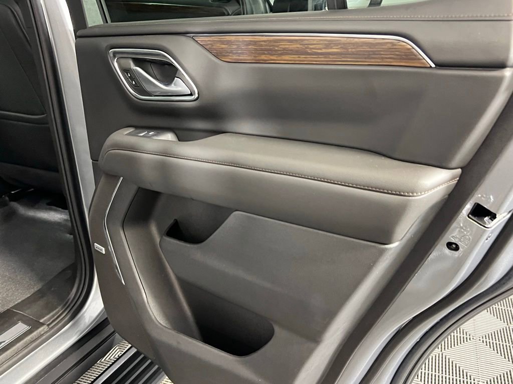 Used 2024 Chevrolet Tahoe High Country w/ Premium Package image 31