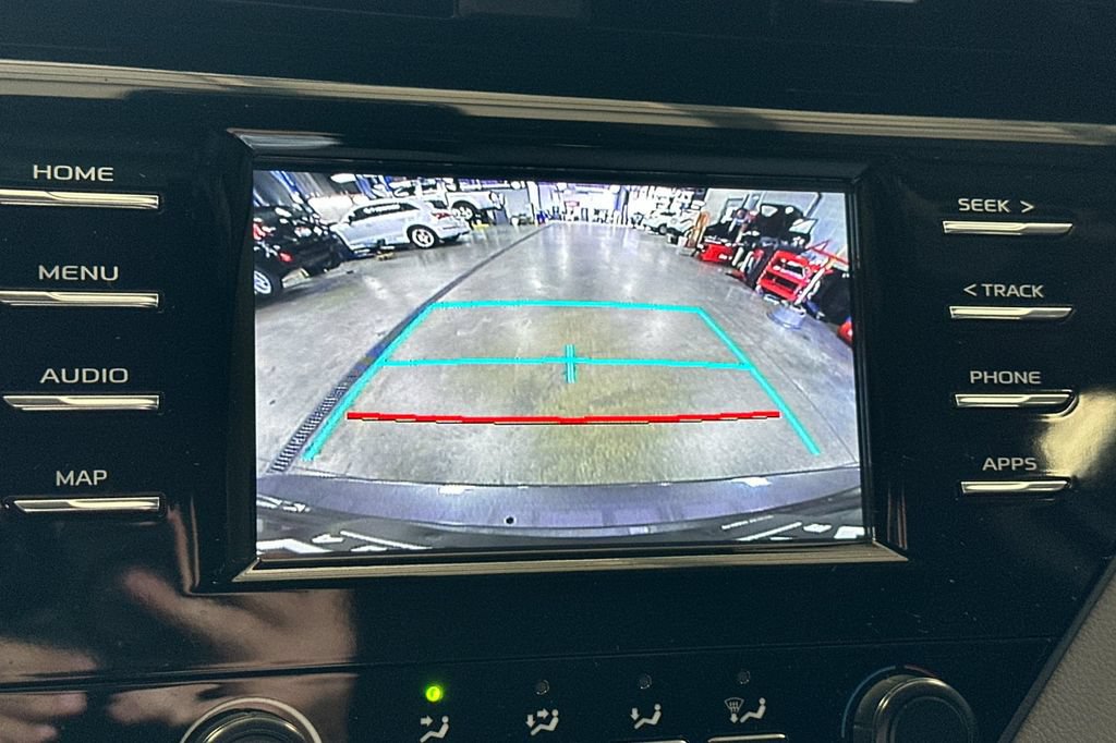 Used 2019 Toyota Camry LE FWD image 19
