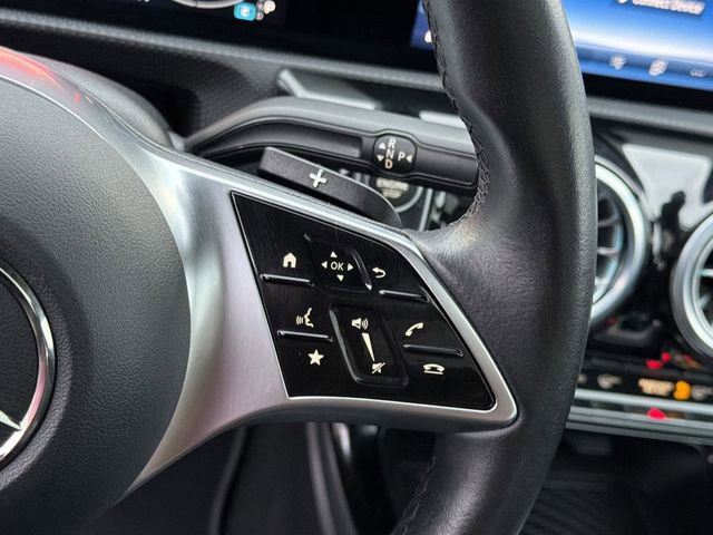 Used 2025 Mercedes-Benz CLA 250 4MATIC image 24